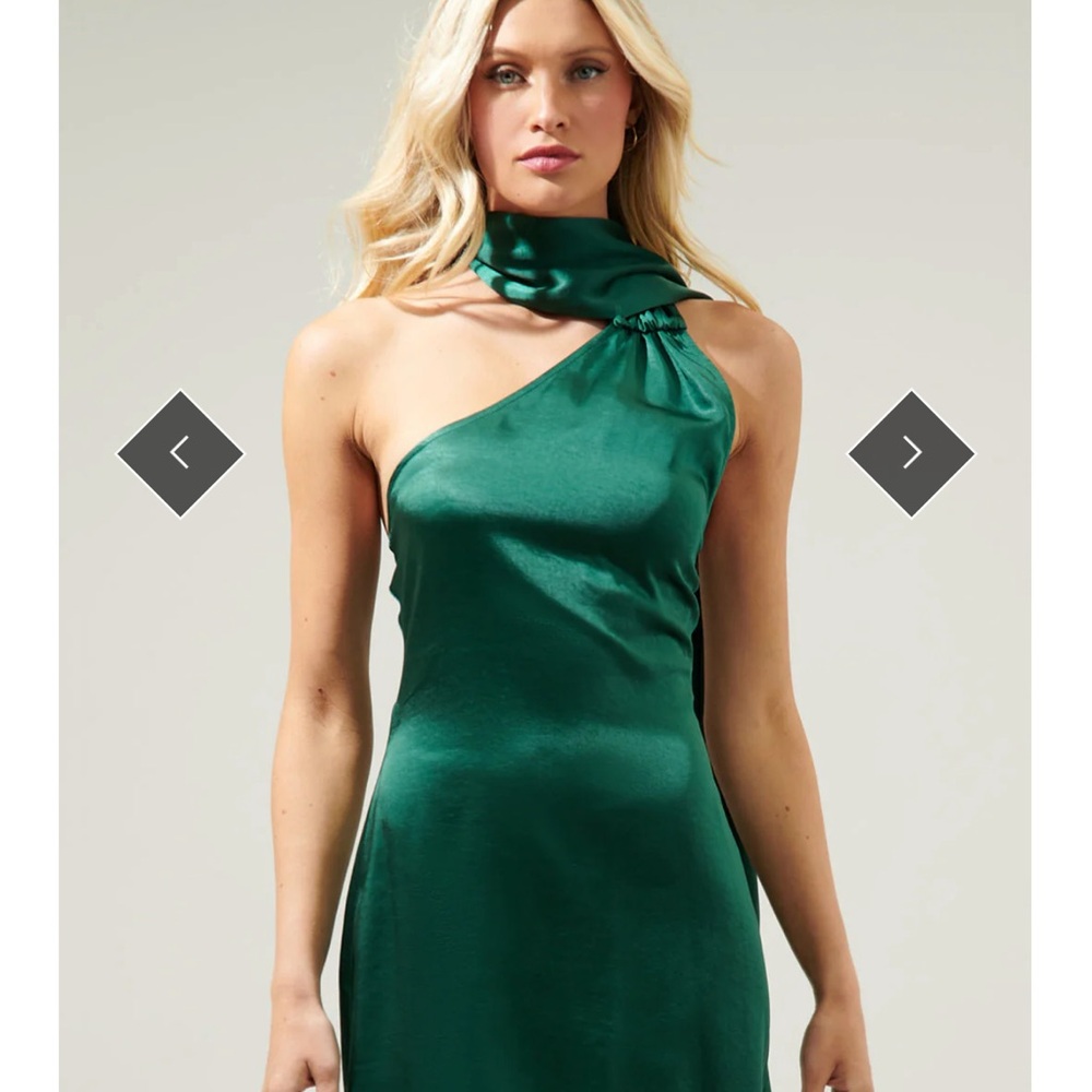 Sugar lips with tags on Green One-Shoulder Dress